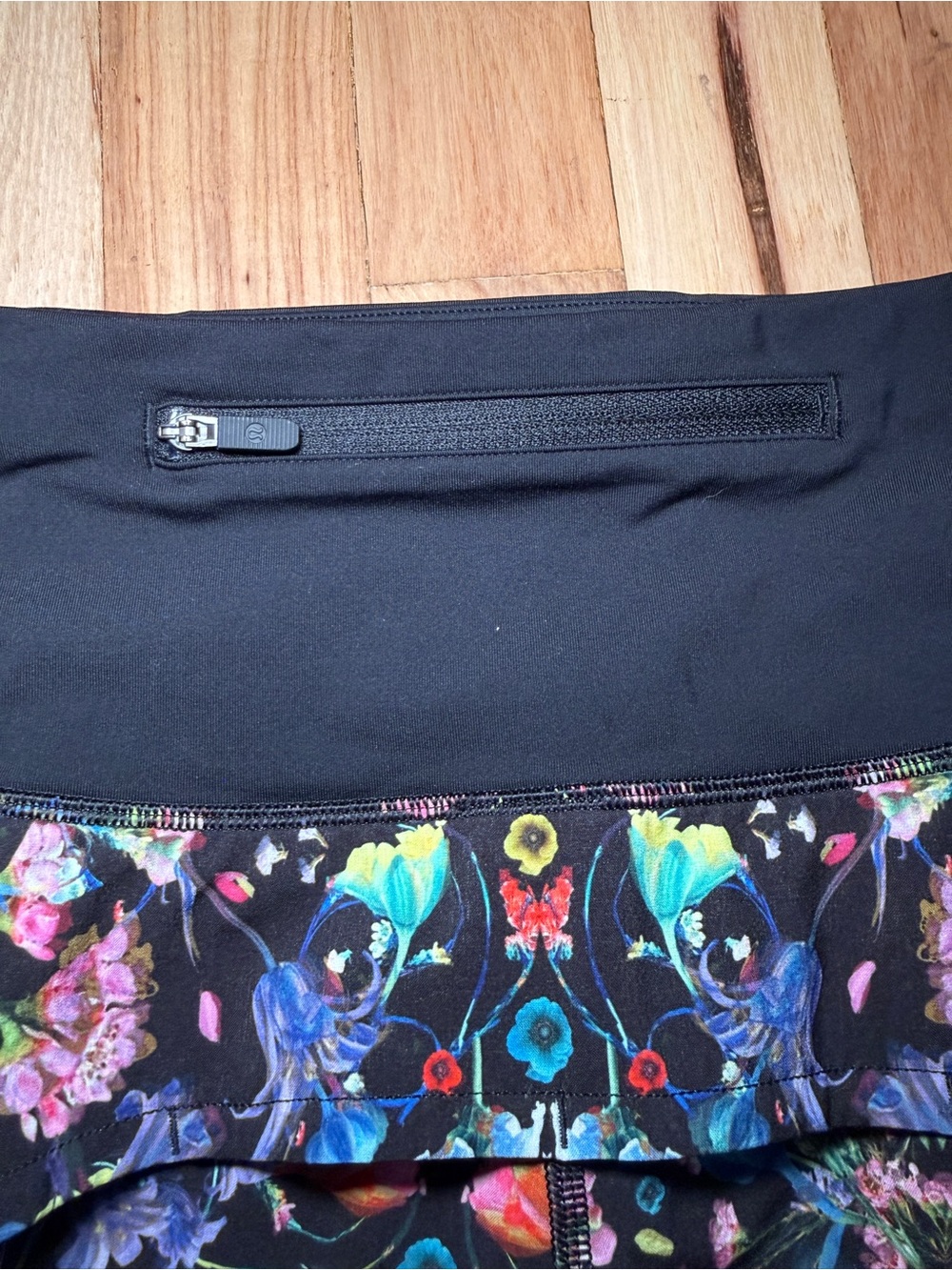 Lululemon Speed Up High-Rise Lined Short 4" Flowerscope - Picture 5 of 7